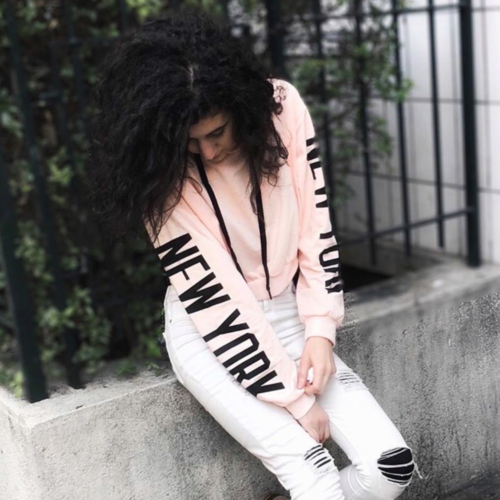 New York Cropped Hoodie🏙 - Picture 2 of 6